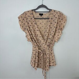 Zenobia Size 2XL Cream & Black Floral Deep V Wrap Top With Cap Sleeve Tie Waist